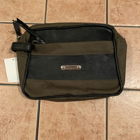 Bolongaro Trevor Round Wash Bag Khaki - Picture 2 of 7